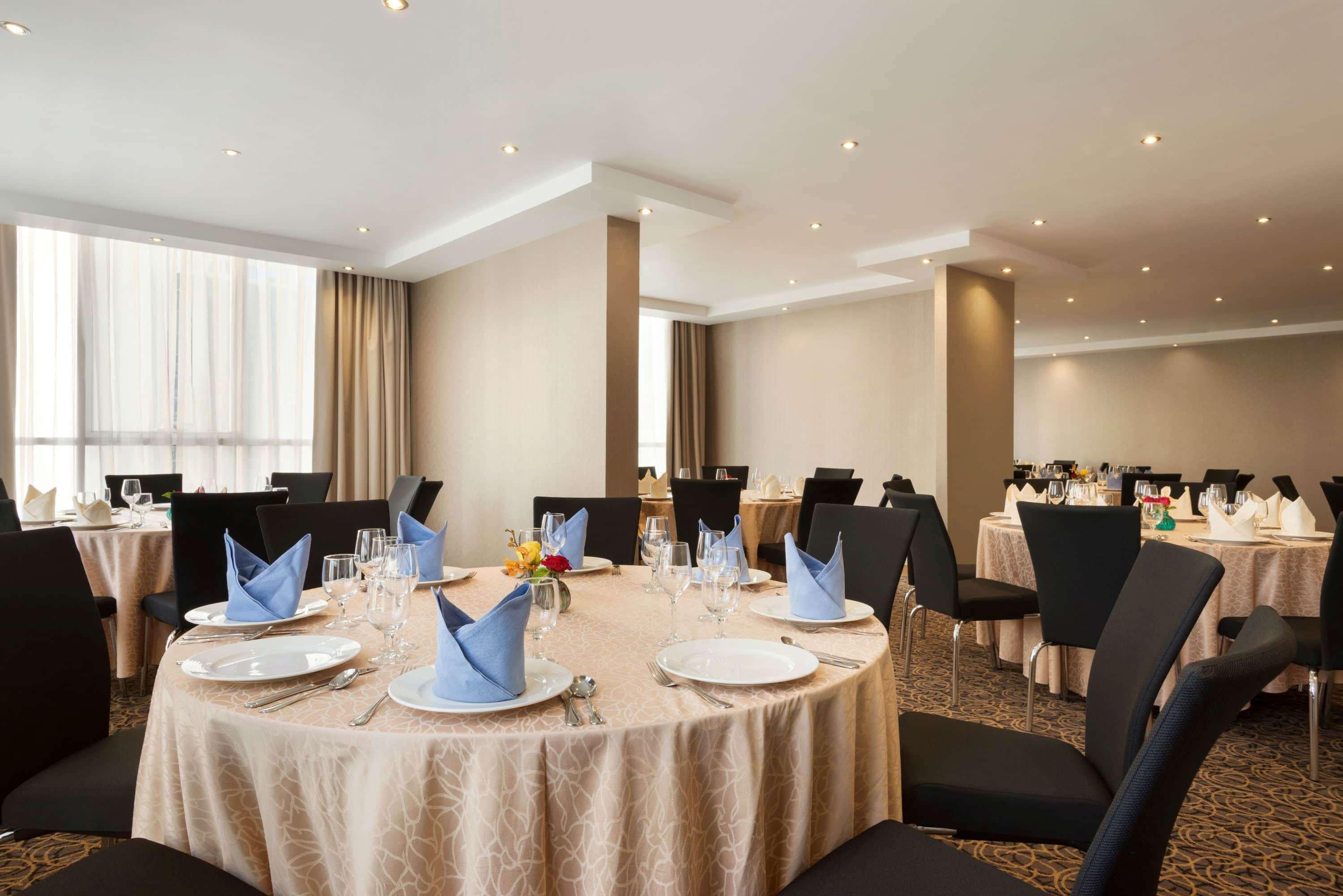 Tryp By Wyndham Center Hotel Abou Dabi