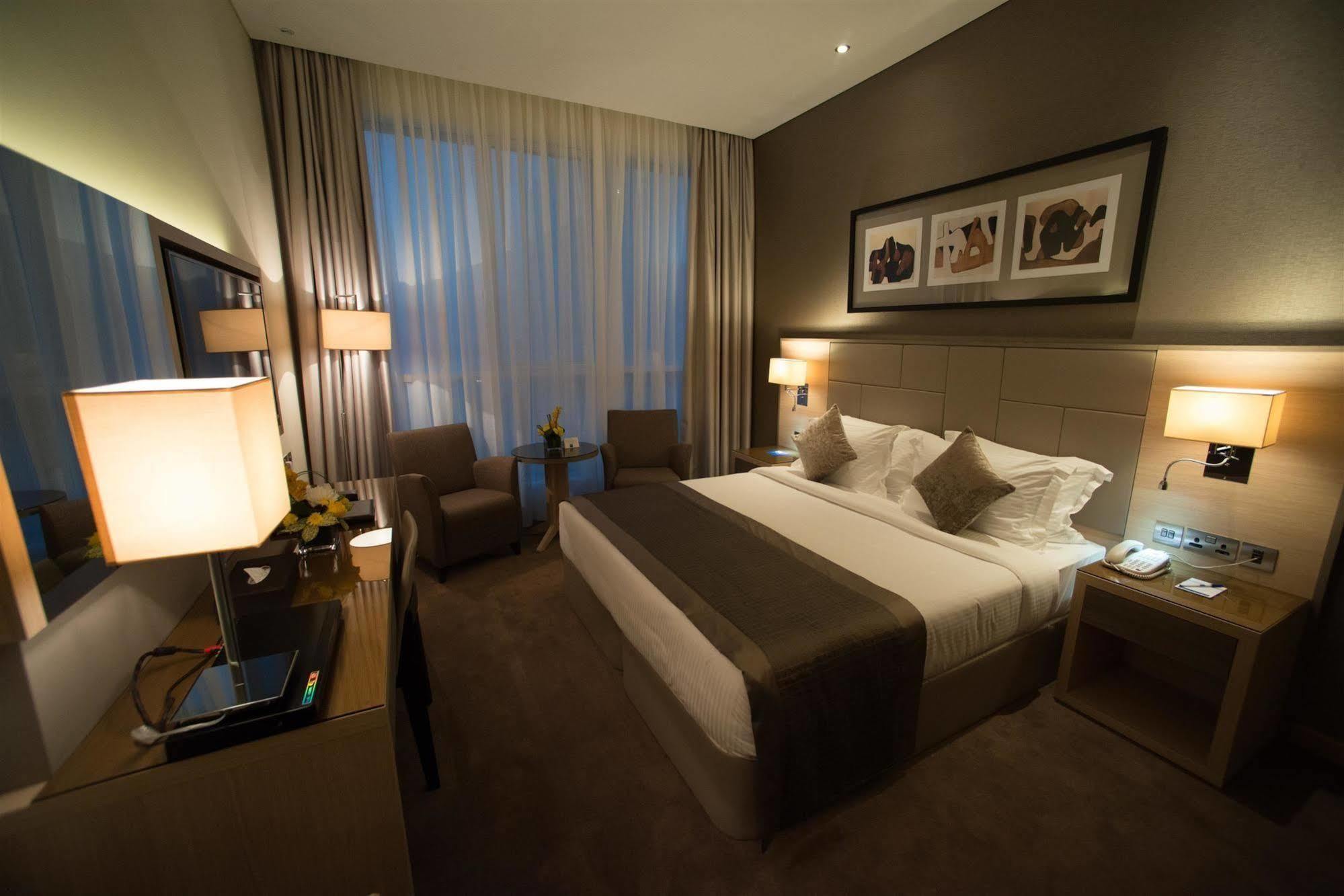 Tryp By Wyndham Center 4*